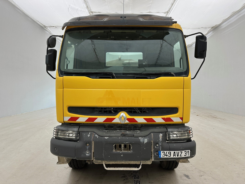 Renault Kerax 320 DCi - 6x4 - Truk tangki: gambar 2 Renault Kerax 320 DCi - 6x4 - Truk tangki: gambar 2