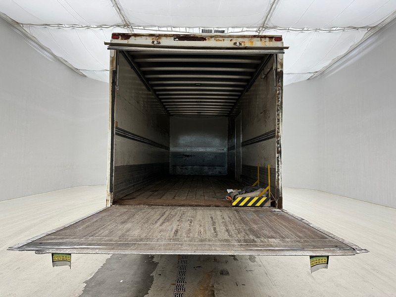 Renault Premium 240 DXi* - Truk box: gambar 5 Renault Premium 240 DXi* - Truk box: gambar 5