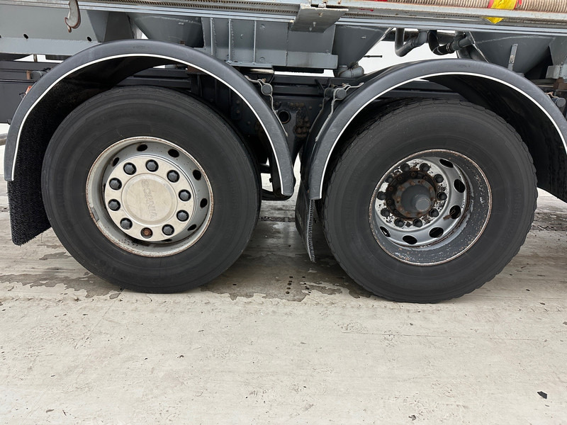 Scania P310 - 6x2 - Truk tangki: gambar 4 Scania P310 - 6x2 - Truk tangki: gambar 4