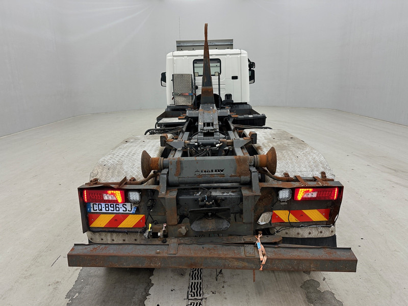 Scania P420 - 6x2* - Hook lift: gambar 5 Scania P420 - 6x2* - Hook lift: gambar 5