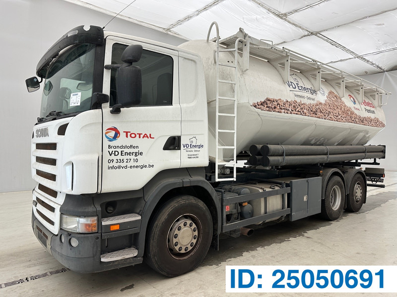 Scania R420 - 6x2 - Truk tangki: gambar 1 Scania R420 - 6x2 - Truk tangki: gambar 1