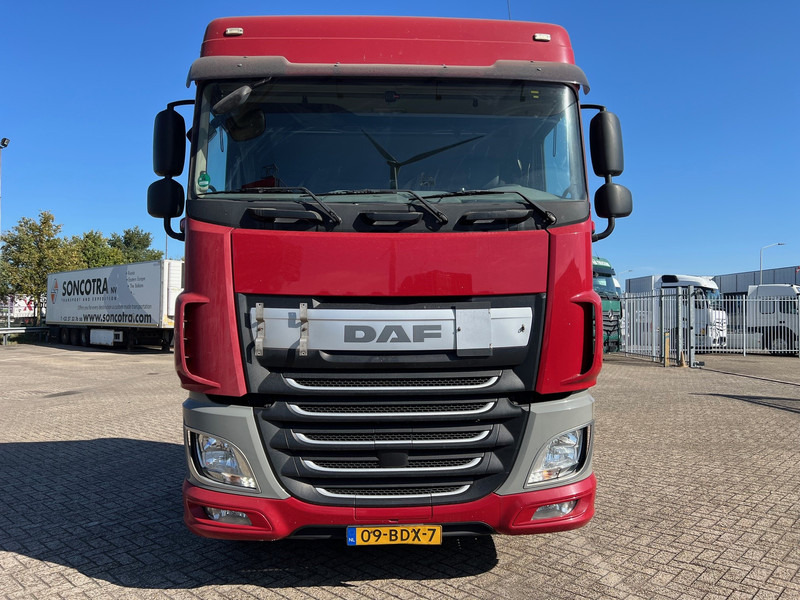 DAF XF106.440 Space Cab - Tractor head: gambar 2 DAF XF106.440 Space Cab - Tractor head: gambar 2