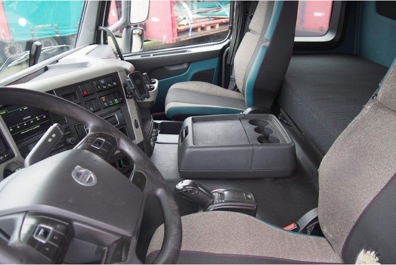 Tractor head Volvo FM 410 Globetrotter: gambar 7 Tractor head Volvo FM 410 Globetrotter: gambar 7