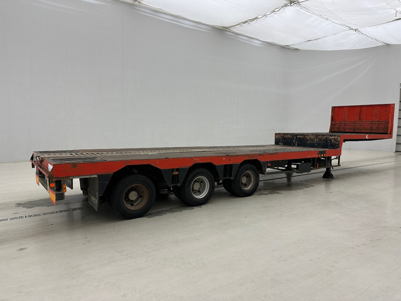 Verem Low bed trailer - Semi-trailer low bed: gambar 4 Verem Low bed trailer - Semi-trailer low bed: gambar 4