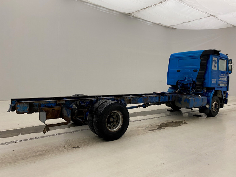 Volvo F10.320 - Truk sasis: gambar 4 Volvo F10.320 - Truk sasis: gambar 4