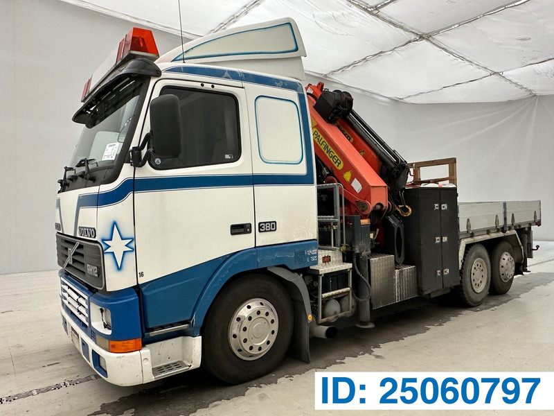 Volvo FH12.360 - 6x2 - Truk derek: gambar 1 Volvo FH12.360 - 6x2 - Truk derek: gambar 1
