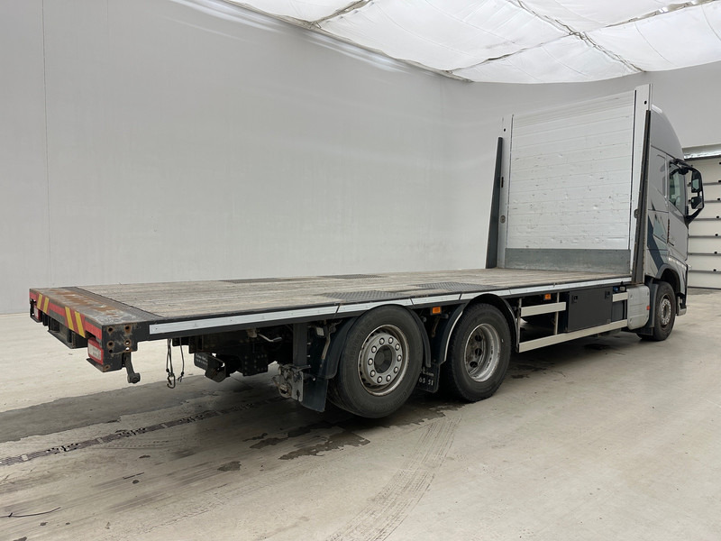 Volvo FH500 Globetrotter 6x2 - Truk flatbed: gambar 5 Volvo FH500 Globetrotter 6x2 - Truk flatbed: gambar 5