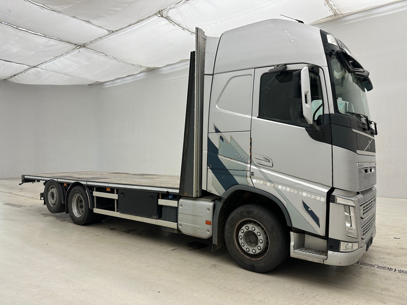 Volvo FH500 Globetrotter 6x2 - Truk flatbed: gambar 3 Volvo FH500 Globetrotter 6x2 - Truk flatbed: gambar 3