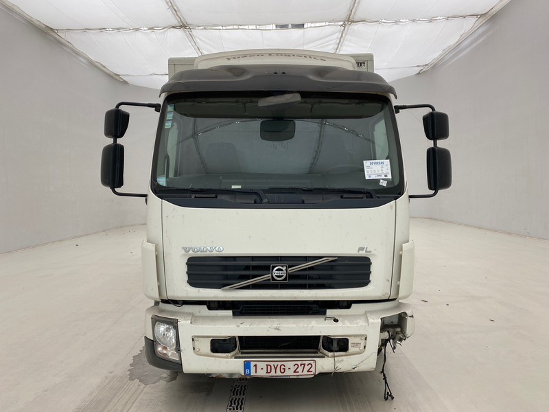 Volvo FL 240* - Truk box: gambar 2 Volvo FL 240* - Truk box: gambar 2