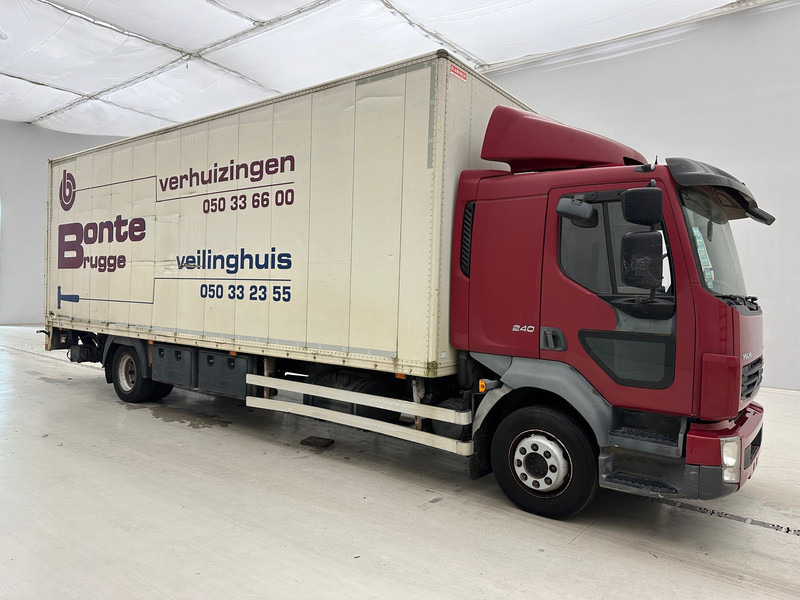 Volvo FL 240* - Truk box: gambar 3 Volvo FL 240* - Truk box: gambar 3