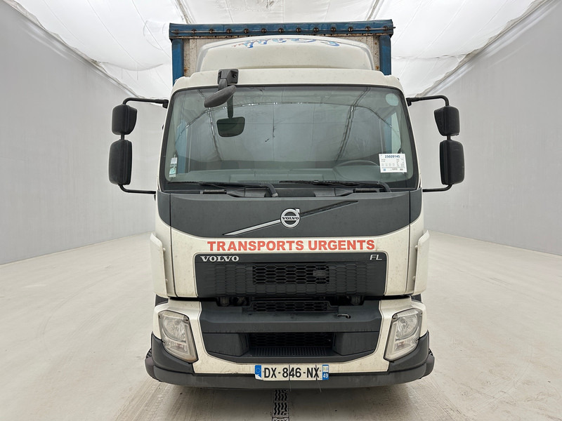 Volvo FL 250 - Truk dengan terpal samping: gambar 2 Volvo FL 250 - Truk dengan terpal samping: gambar 2