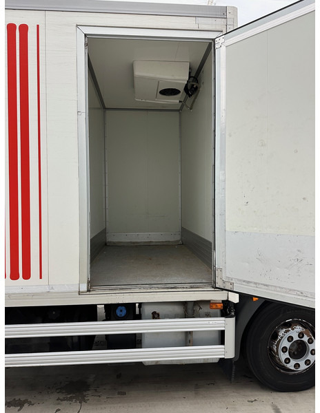 Volvo FL 250 - Truk berpendingin: gambar 4 Volvo FL 250 - Truk berpendingin: gambar 4