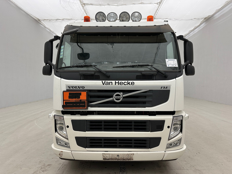 Volvo FM 300 - 6x2 - Truk tangki: gambar 2 Volvo FM 300 - 6x2 - Truk tangki: gambar 2