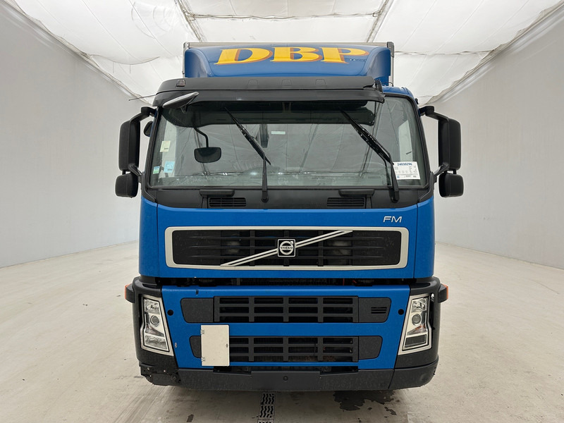Volvo FM 300 - Truk box: gambar 2 Volvo FM 300 - Truk box: gambar 2
