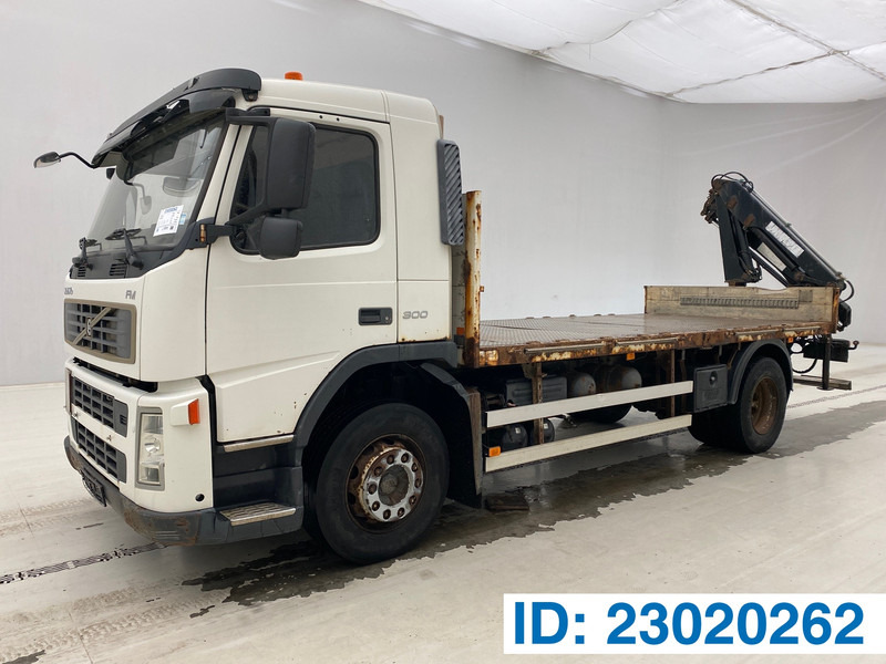 Volvo FM 300* - Truk flatbed, Truk derek: gambar 1 Volvo FM 300* - Truk flatbed, Truk derek: gambar 1