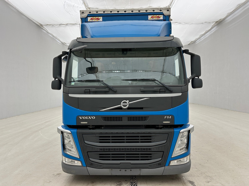 Volvo FM 330 - Truk dengan terpal samping: gambar 2 Volvo FM 330 - Truk dengan terpal samping: gambar 2