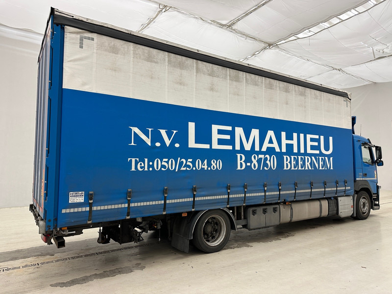 Volvo FM 330 - Truk dengan terpal samping: gambar 4 Volvo FM 330 - Truk dengan terpal samping: gambar 4