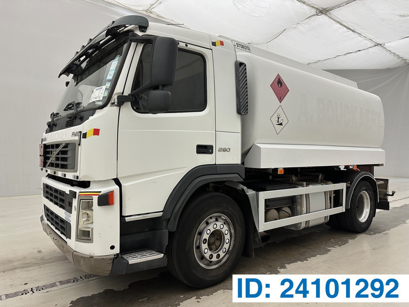 Volvo FM9.260 - Truk tangki: gambar 1 Volvo FM9.260 - Truk tangki: gambar 1