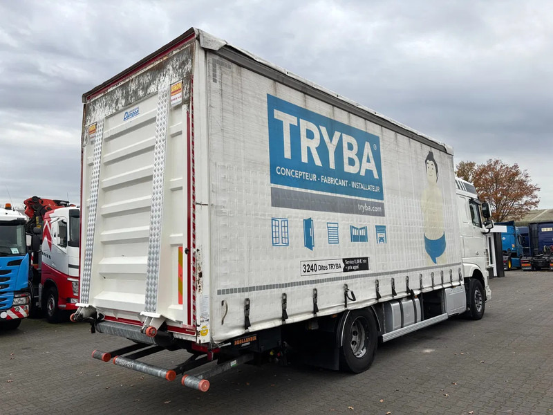 DAF XF 510 Spacecab Euro 6 Retarder - Truk dengan terpal samping: gambar 4 DAF XF 510 Spacecab Euro 6 Retarder - Truk dengan terpal samping: gambar 4