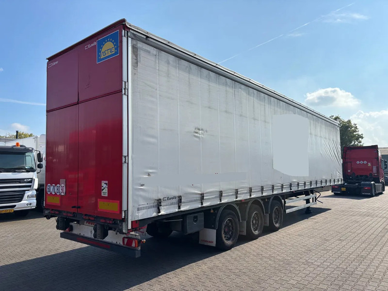 Fruehauf 3 Axles SAF Axles Mega - Semi-trailer kotak tertutup: gambar 4 Fruehauf 3 Axles SAF Axles Mega - Semi-trailer kotak tertutup: gambar 4