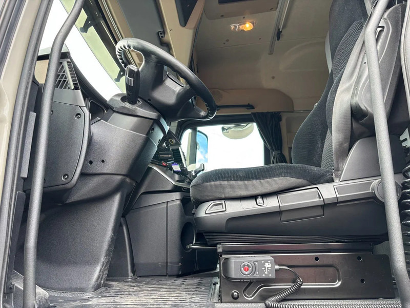 Mercedes-Benz Actros 1848 Big space Euro 6 - Tractor head: gambar 5 Mercedes-Benz Actros 1848 Big space Euro 6 - Tractor head: gambar 5