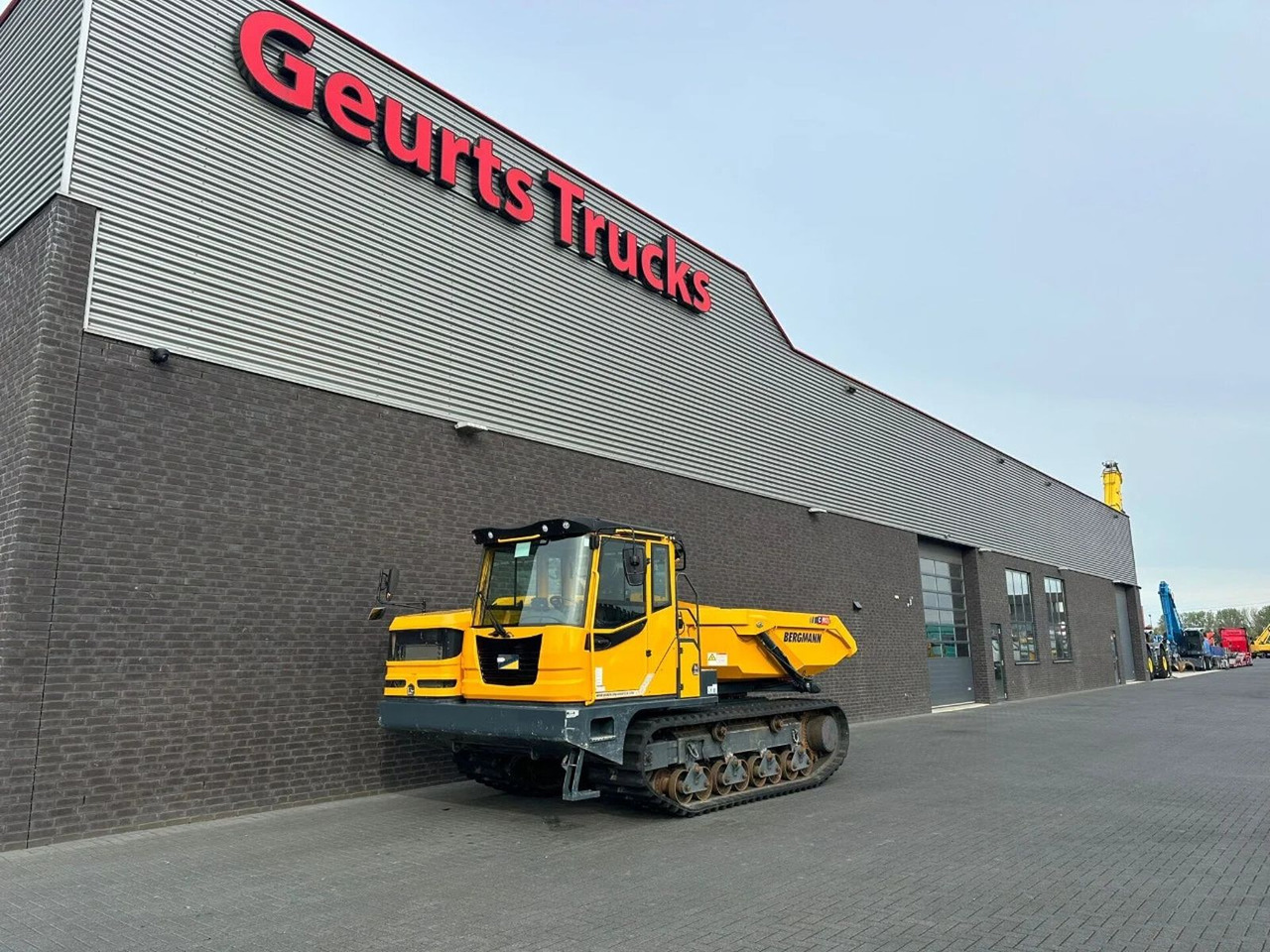 Bergmann C912S SWIFEL-TIP DUMPER/RUPSDUMPER/KETTEN DUMPER - Tempat sampah perayap: gambar 4 Bergmann C912S SWIFEL-TIP DUMPER/RUPSDUMPER/KETTEN DUMPER - Tempat sampah perayap: gambar 4