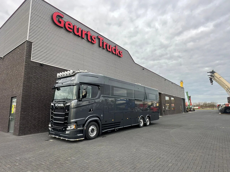 Scania 590S 6x2*4 STX 3x pop out - V8 - Demo/New - Full spec - - Camper: gambar 3 Scania 590S 6x2*4 STX 3x pop out - V8 - Demo/New - Full spec - - Camper: gambar 3