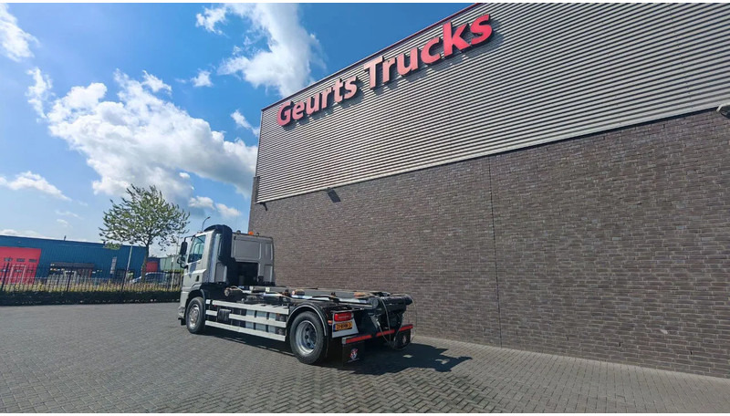 DAF CF 370 4x2 MET HTS 1425.5.130 KABELSYSTEEM 14 TON - Truk pembawa sistem kabel: gambar 4 DAF CF 370 4x2 MET HTS 1425.5.130 KABELSYSTEEM 14 TON - Truk pembawa sistem kabel: gambar 4