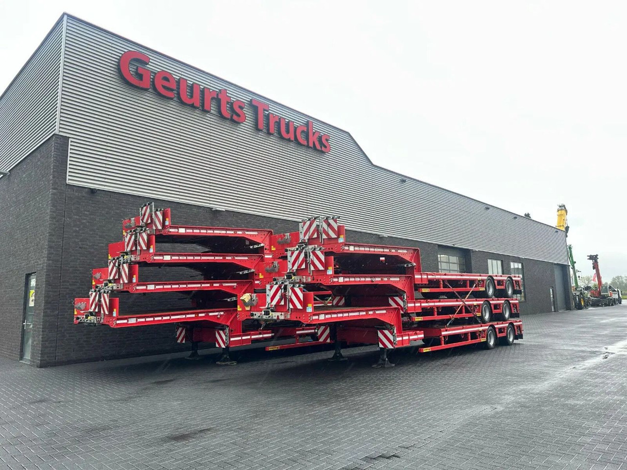 Faymonville G-S42-1BBA SEMIE 2 ASSER UITSCHUIFBAAR BJR 2022 - Semi-trailer low bed: gambar 2 Faymonville G-S42-1BBA SEMIE 2 ASSER UITSCHUIFBAAR BJR 2022 - Semi-trailer low bed: gambar 2