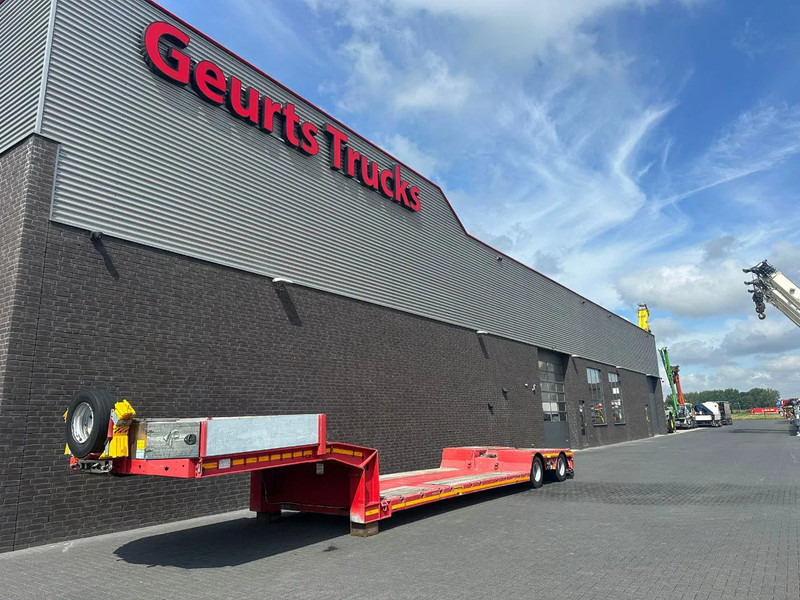Faymonville MEGAMAX F-S42-1ACA 2 ASSEN DIEPLADER / TIEFLADER / LOW LOADER - Semi-trailer low bed: gambar 2 Faymonville MEGAMAX F-S42-1ACA 2 ASSEN DIEPLADER / TIEFLADER / LOW LOADER - Semi-trailer low bed: gambar 2