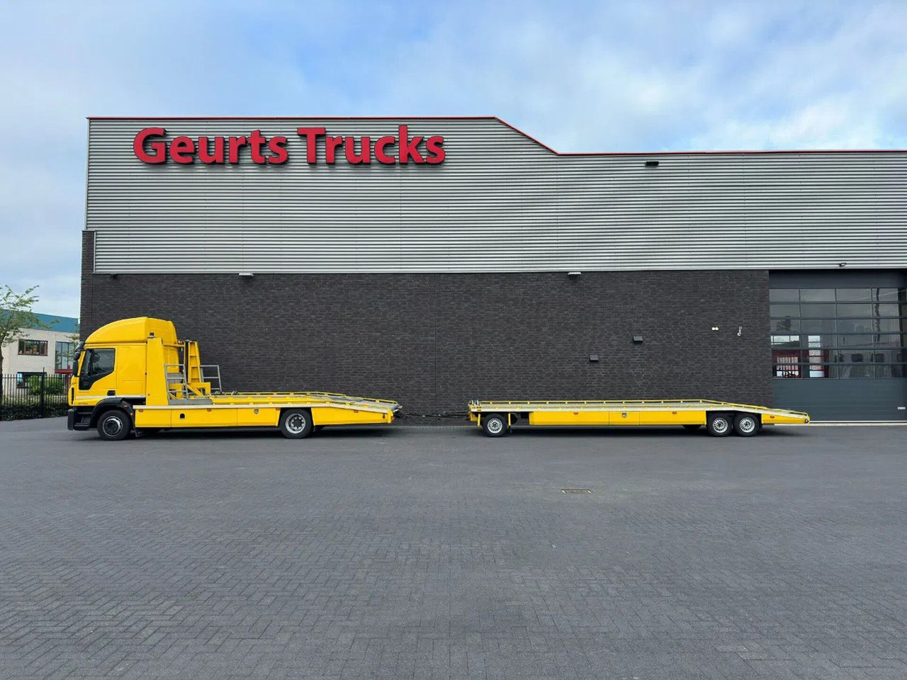 Iveco EuroCargo 120 -280 4X2 WITTEVEEN AUTOTRANSPORTER - Truk pengangkut mobil: gambar 3 Iveco EuroCargo 120 -280 4X2 WITTEVEEN AUTOTRANSPORTER - Truk pengangkut mobil: gambar 3