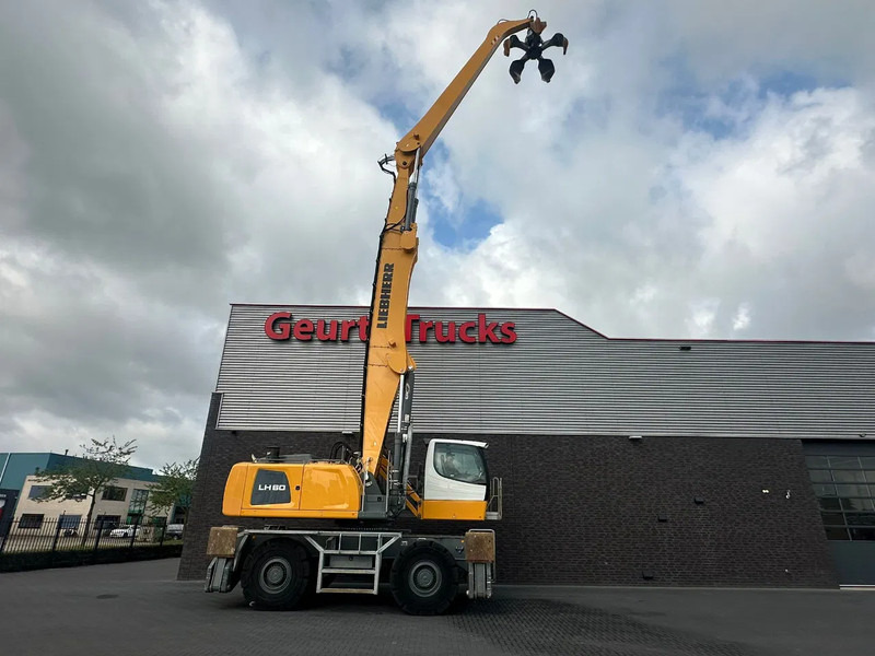 Mesin pengisi Liebherr LH 60 M LITRONIC INDUSTRY MATERIAL HANDLER/ UMSCHLAGBAGGER/ OVERSLAGKRAAN: gambar 6 Mesin pengisi Liebherr LH 60 M LITRONIC INDUSTRY MATERIAL HANDLER/ UMSCHLAGBAGGER/ OVERSLAGKRAAN: gambar 6