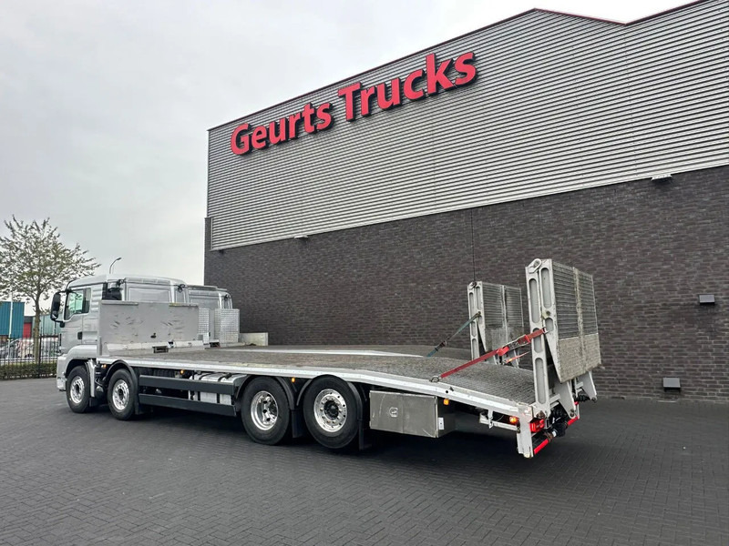 MAN TGS 35.470 8X2 OPRIJWAGEN/MACHINE TRANSPORTER/PLATEAU/ - Truk pengangkut mobil: gambar 5 MAN TGS 35.470 8X2 OPRIJWAGEN/MACHINE TRANSPORTER/PLATEAU/ - Truk pengangkut mobil: gambar 5