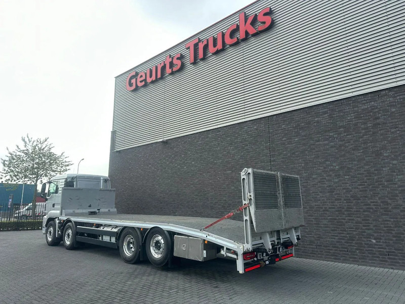 MAN TGS 35.470 8X2 OPRIJWAGEN/MACHINE TRANSPORTER/PLATEAU/N - Truk pengangkut mobil: gambar 3 MAN TGS 35.470 8X2 OPRIJWAGEN/MACHINE TRANSPORTER/PLATEAU/N - Truk pengangkut mobil: gambar 3