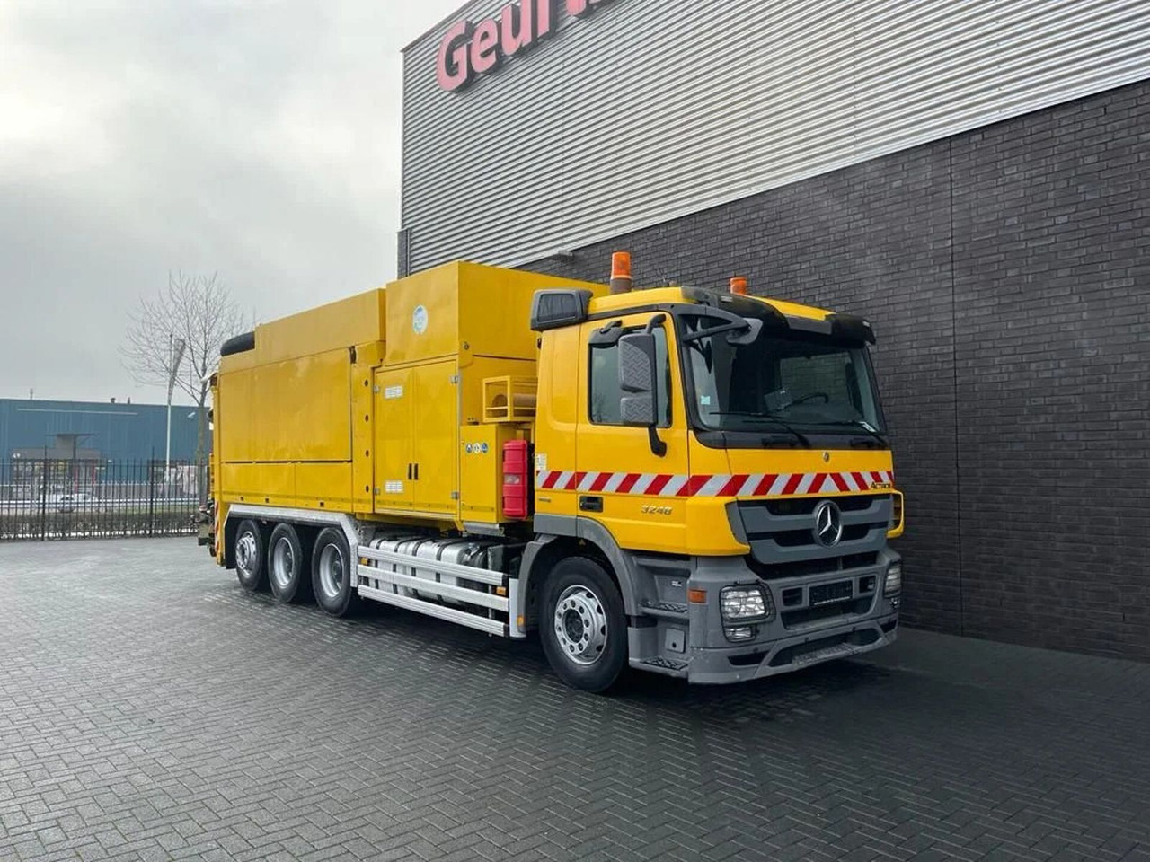 Truk vakum Mercedes-Benz Actros 3248 8X4 TRIDEM MTS DINO 12 SAUGBAGGER/SU: gambar 6