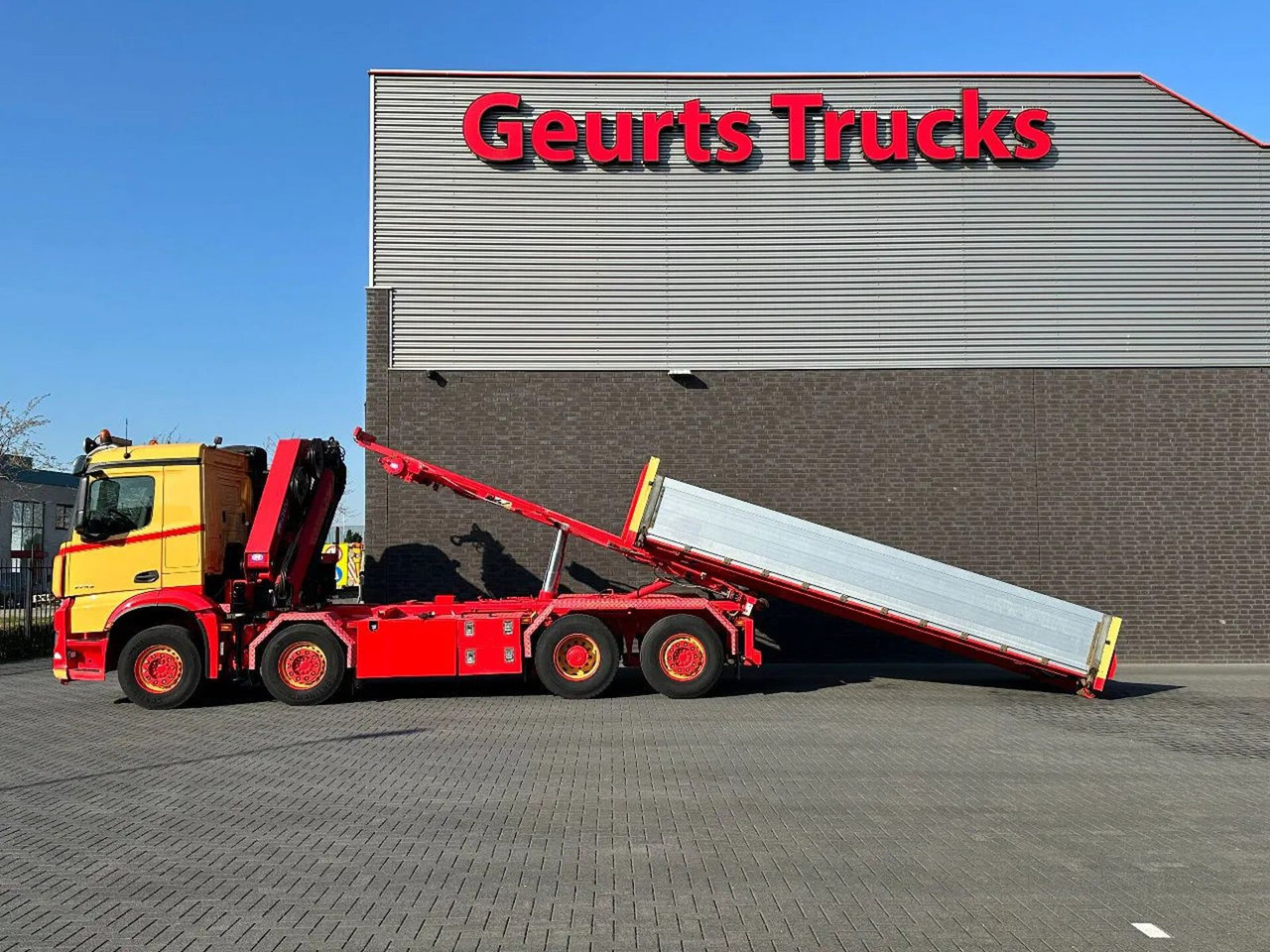 Hook lift, Truk derek Mercedes-Benz Arocs 3253 L ENA 8X2/4 HMF2820 KRAAN / KRAN/ CRA: gambar 10
