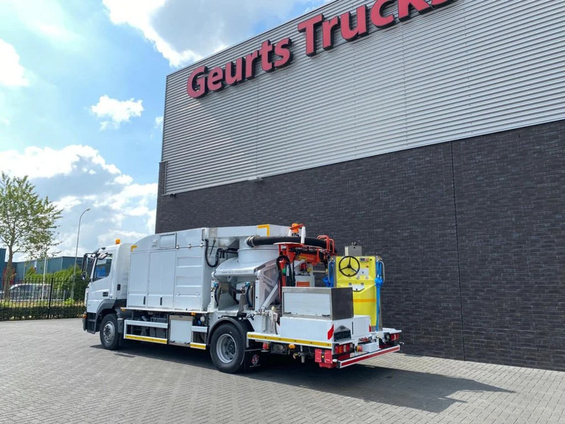 Mercedes-Benz Atego 1324 4X2 RHD + RSP ESE 13/H SAUGBAGGER/SUCTIONEXCAVATOR/GRONDZUIGER - Truk vakum: gambar 3 Mercedes-Benz Atego 1324 4X2 RHD + RSP ESE 13/H SAUGBAGGER/SUCTIONEXCAVATOR/GRONDZUIGER - Truk vakum: gambar 3