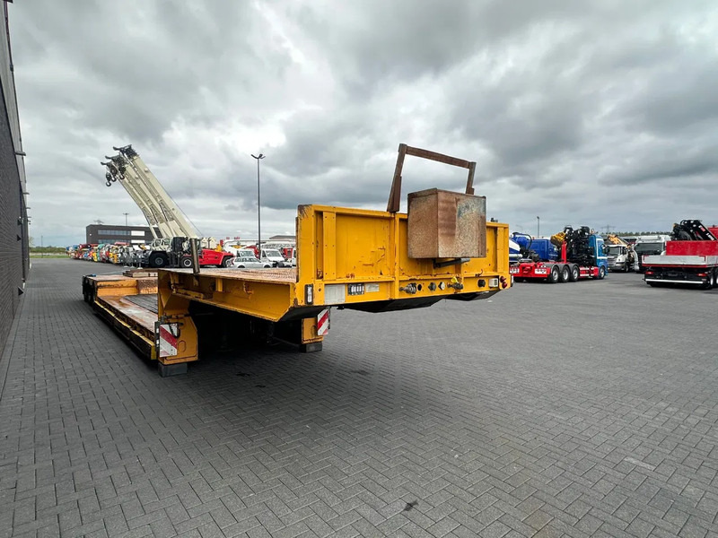 Nooteboom EURO-48-03 DIEPLADER / TIEFLADER / LOW LOADER MET HYDRAULISCH VERING EN STUURASSEN - Semi-trailer low bed: gambar 4 Nooteboom EURO-48-03 DIEPLADER / TIEFLADER / LOW LOADER MET HYDRAULISCH VERING EN STUURASSEN - Semi-trailer low bed: gambar 4