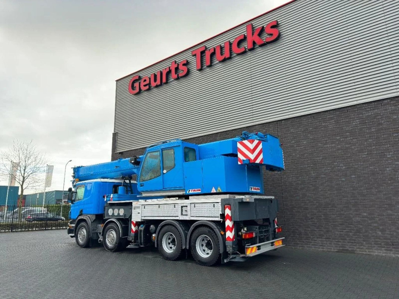 Scania P420 8X4 + FAUN HK 40 + JIB KRAAN/KRAN/CRANE/GRU - Truk derek: gambar 3 Scania P420 8X4 + FAUN HK 40 + JIB KRAAN/KRAN/CRANE/GRU - Truk derek: gambar 3