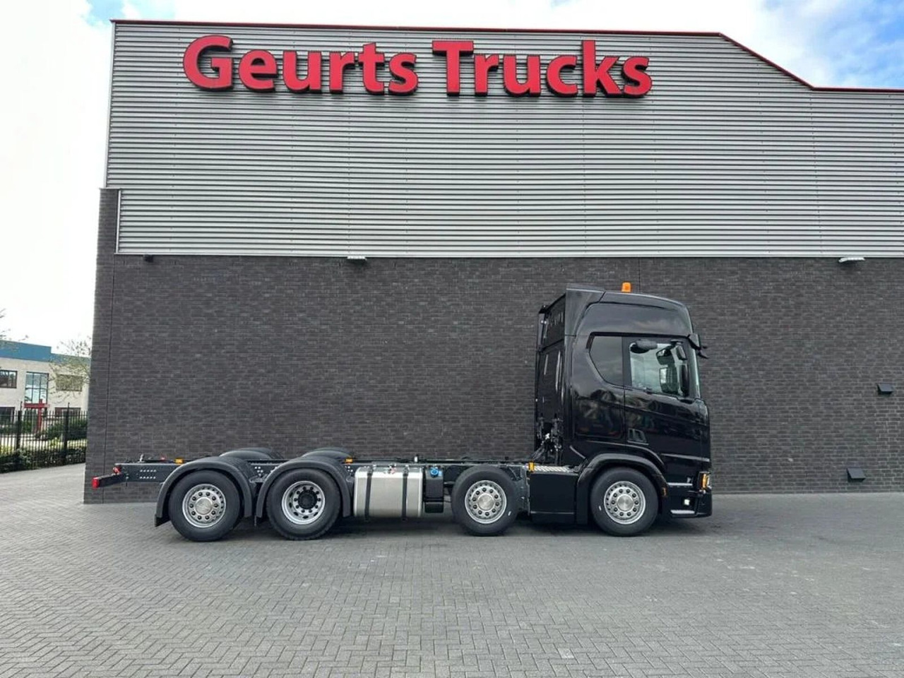 Scania R540 NGS 8X2 CHASSIS NIEUW/NEUE/NEW FULL OPTIONS - Truk sasis: gambar 4 Scania R540 NGS 8X2 CHASSIS NIEUW/NEUE/NEW FULL OPTIONS - Truk sasis: gambar 4