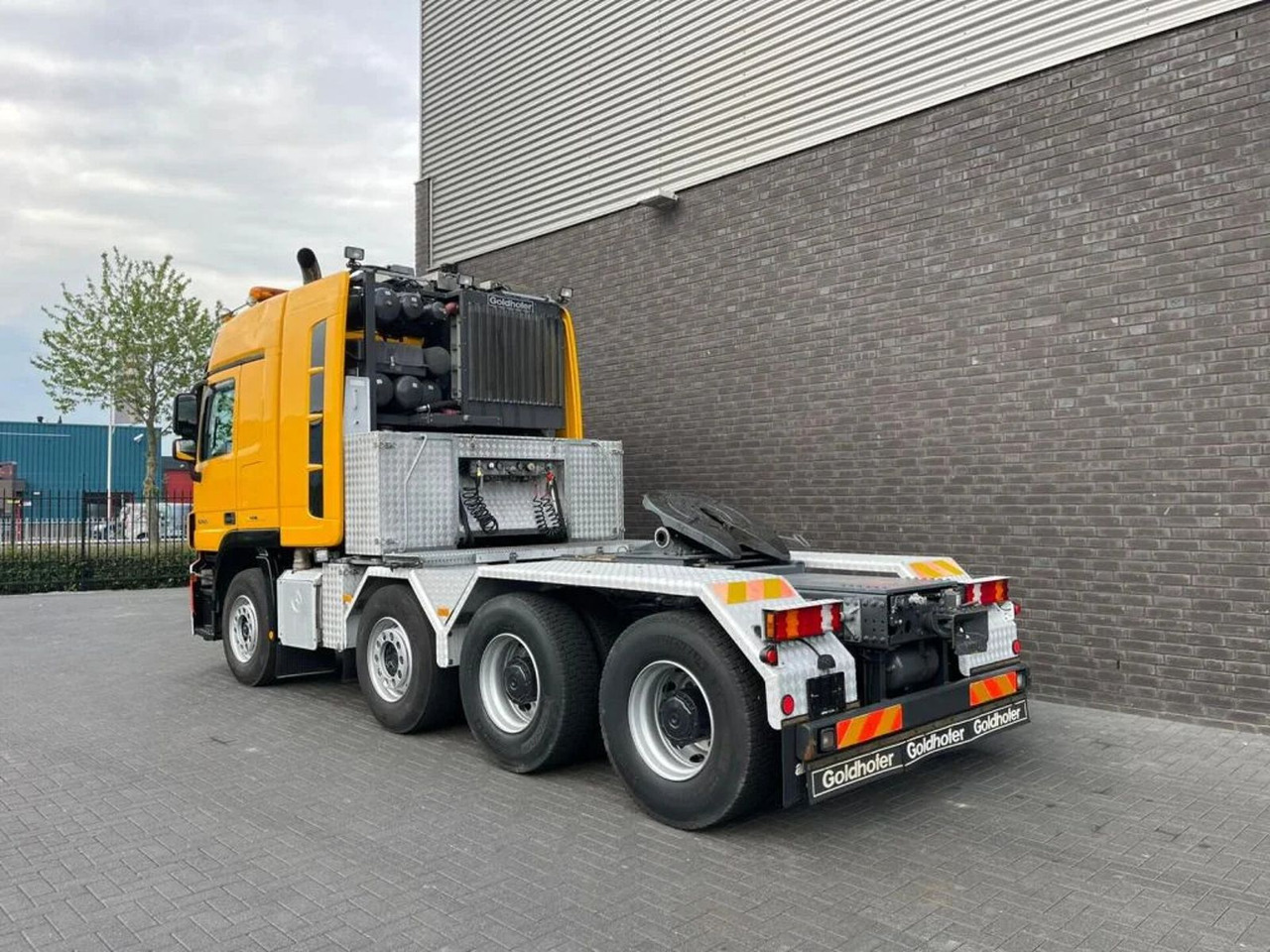 Mercedes-Benz Actros 4165 V8 8X4 SLT TITAN HEAVY DUTY TRACTOR/ - Tractor head: gambar 3 Mercedes-Benz Actros 4165 V8 8X4 SLT TITAN HEAVY DUTY TRACTOR/ - Tractor head: gambar 3