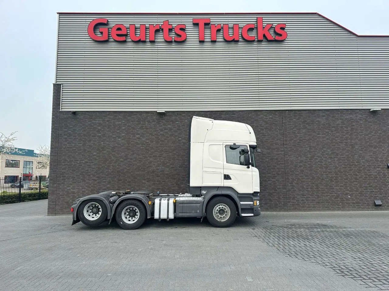 Scania R520 LA6X2MNB TREKKER / SATTELZUG/ TRACTOR UNIT/ - Tractor head: gambar 4 Scania R520 LA6X2MNB TREKKER / SATTELZUG/ TRACTOR UNIT/ - Tractor head: gambar 4