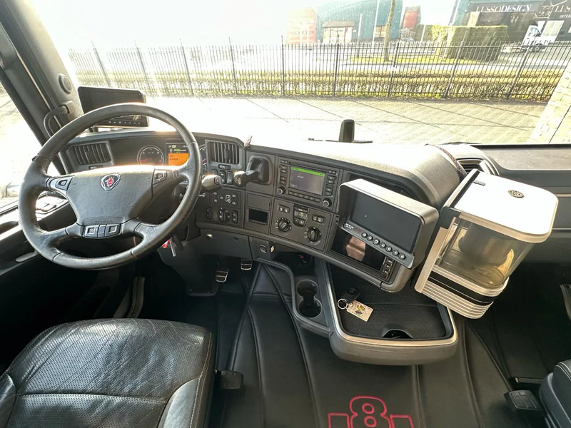 Tractor head Scania R580 V8 6X4 TREKKER/TRACTOR/SZM MET EFFER 315/6S + JIB4S KRAAN/KRAN/CRANE/GRUA: gambar 18 Tractor head Scania R580 V8 6X4 TREKKER/TRACTOR/SZM MET EFFER 315/6S + JIB4S KRAAN/KRAN/CRANE/GRUA: gambar 18