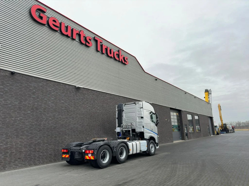 Volvo FH 460 6X4 TREKKER/TRACTOR/SZM EURO 6 HYDRAULIC - Tractor head: gambar 5 Volvo FH 460 6X4 TREKKER/TRACTOR/SZM EURO 6 HYDRAULIC - Tractor head: gambar 5