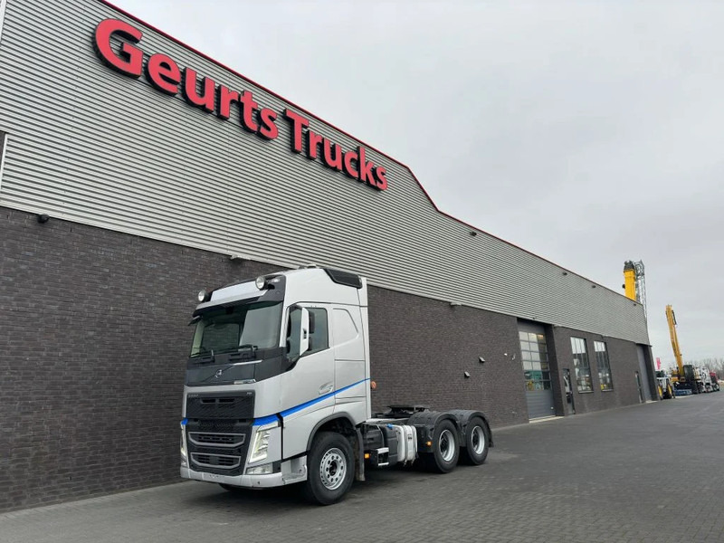 Volvo FH 460 6X4 TREKKER/TRACTOR/SZM EURO 6 HYDRAULIC - Tractor head: gambar 2 Volvo FH 460 6X4 TREKKER/TRACTOR/SZM EURO 6 HYDRAULIC - Tractor head: gambar 2
