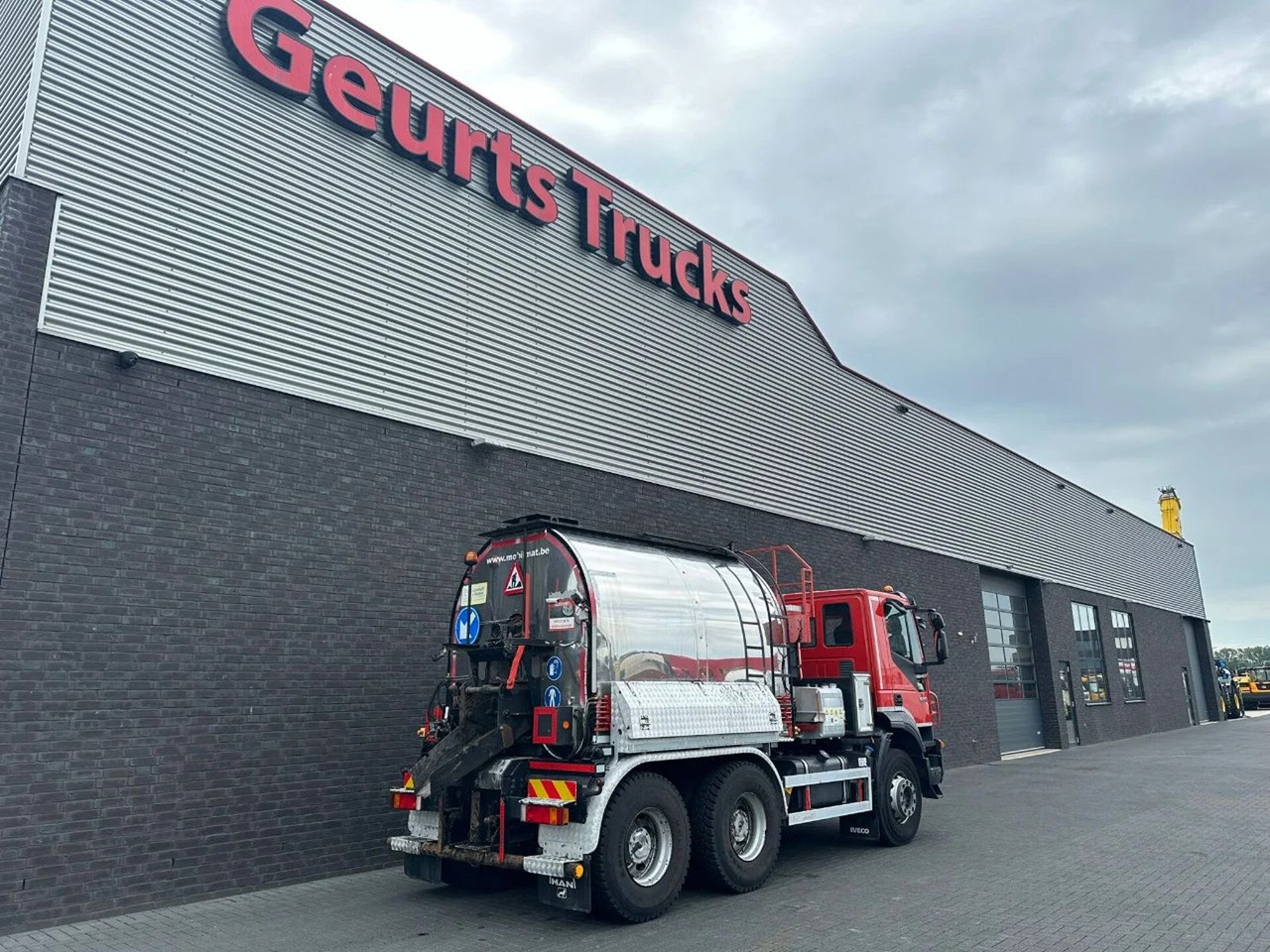 Iveco Trakker 330 6X4 LINNHOFF& HENNE AWÖL 600 6M3 ASF - Truk: gambar 5 Iveco Trakker 330 6X4 LINNHOFF& HENNE AWÖL 600 6M3 ASF - Truk: gambar 5