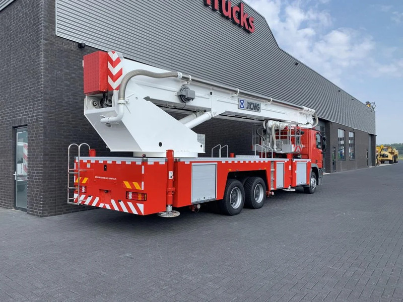 Mercedes-Benz Actros 3332 6X4 XCMG DG53C FIRE FIGTHING PLATFORM 53 METER - Truk: gambar 5 Mercedes-Benz Actros 3332 6X4 XCMG DG53C FIRE FIGTHING PLATFORM 53 METER - Truk: gambar 5
