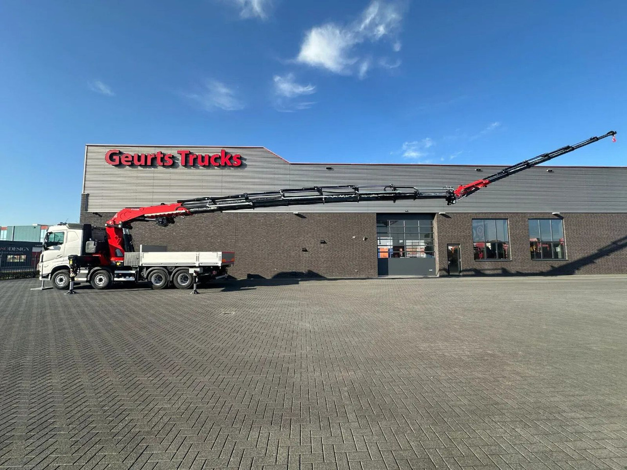 Volvo FH 500 8X4 RF-RT40G FASSI F1450R.2.8 + JIB L826 - Truk derek: gambar 2 Volvo FH 500 8X4 RF-RT40G FASSI F1450R.2.8 + JIB L826 - Truk derek: gambar 2