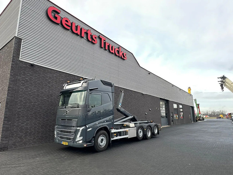 Volvo FH 540 8X2 TRIPLE VDL S30-6700 HAAKARMSYSTEEM / ABROLLKIPPER / HOOKLIFT - Hook lift: gambar 2 Volvo FH 540 8X2 TRIPLE VDL S30-6700 HAAKARMSYSTEEM / ABROLLKIPPER / HOOKLIFT - Hook lift: gambar 2