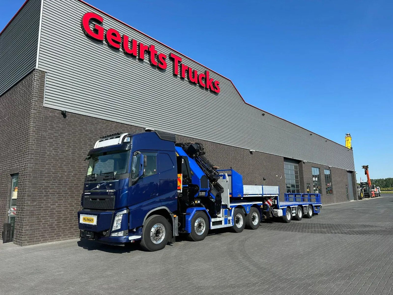 Volvo FH 540 8X4 TREKKER / BAKWAGEN MET PALFINGER PK13 - Truk derek: gambar 2 Volvo FH 540 8X4 TREKKER / BAKWAGEN MET PALFINGER PK13 - Truk derek: gambar 2